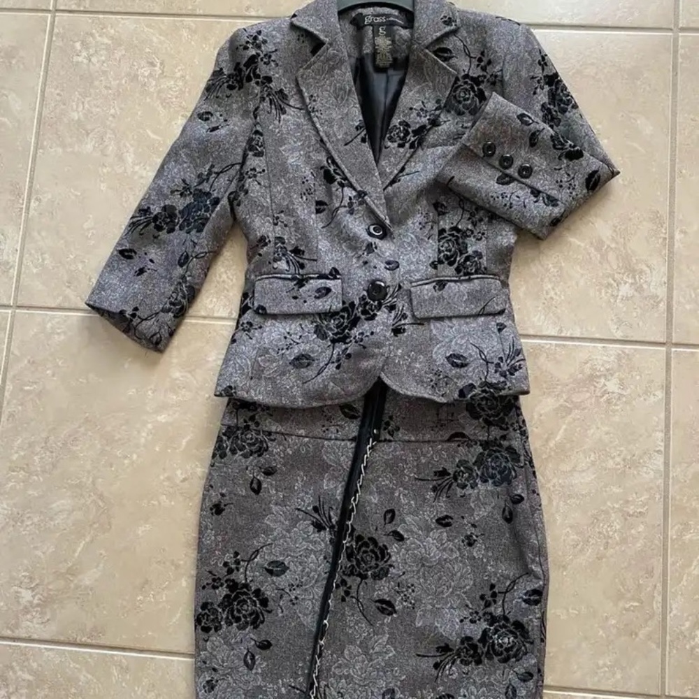 Blazer and skirt size small